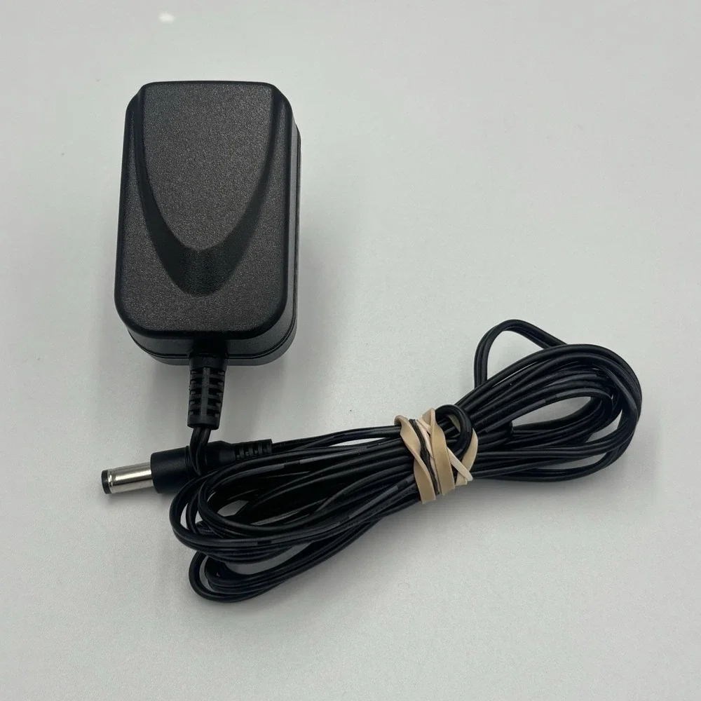 Shenzen‎ Soy Switching Adapter Model SUN-0500050 Output 5V 0.5A for NS-WHP314